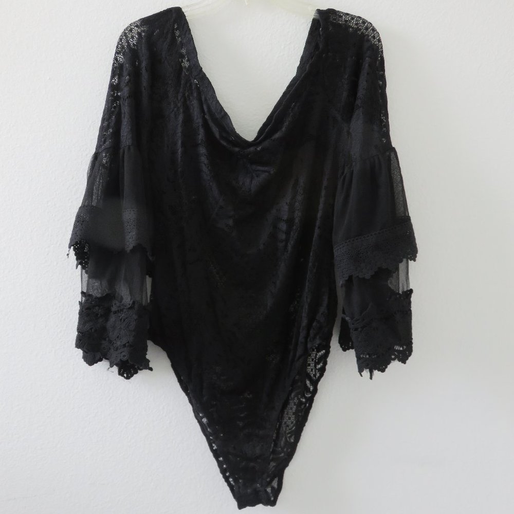 (#G) Double Heart Sheer Lace Floral Long Sleeve Bodysuit Size 2X
